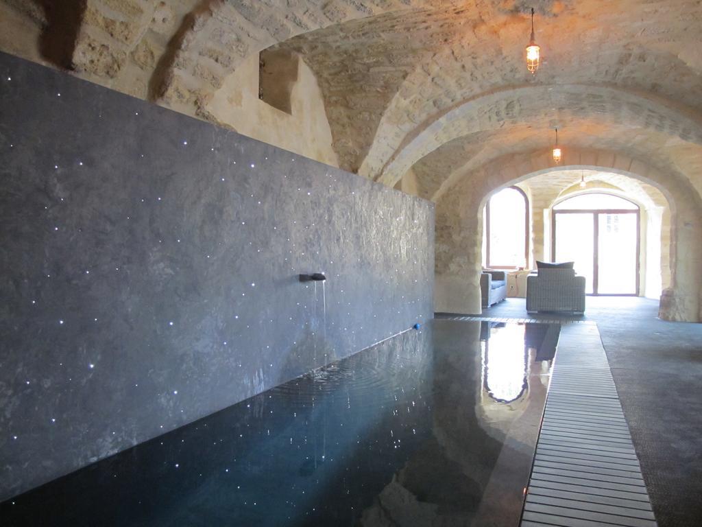 Chambres De L'Artemise & Spa Uzès Exteriör bild