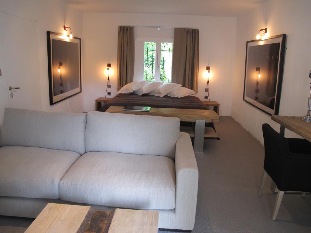 Chambres De L'Artemise & Spa Uzès Exteriör bild