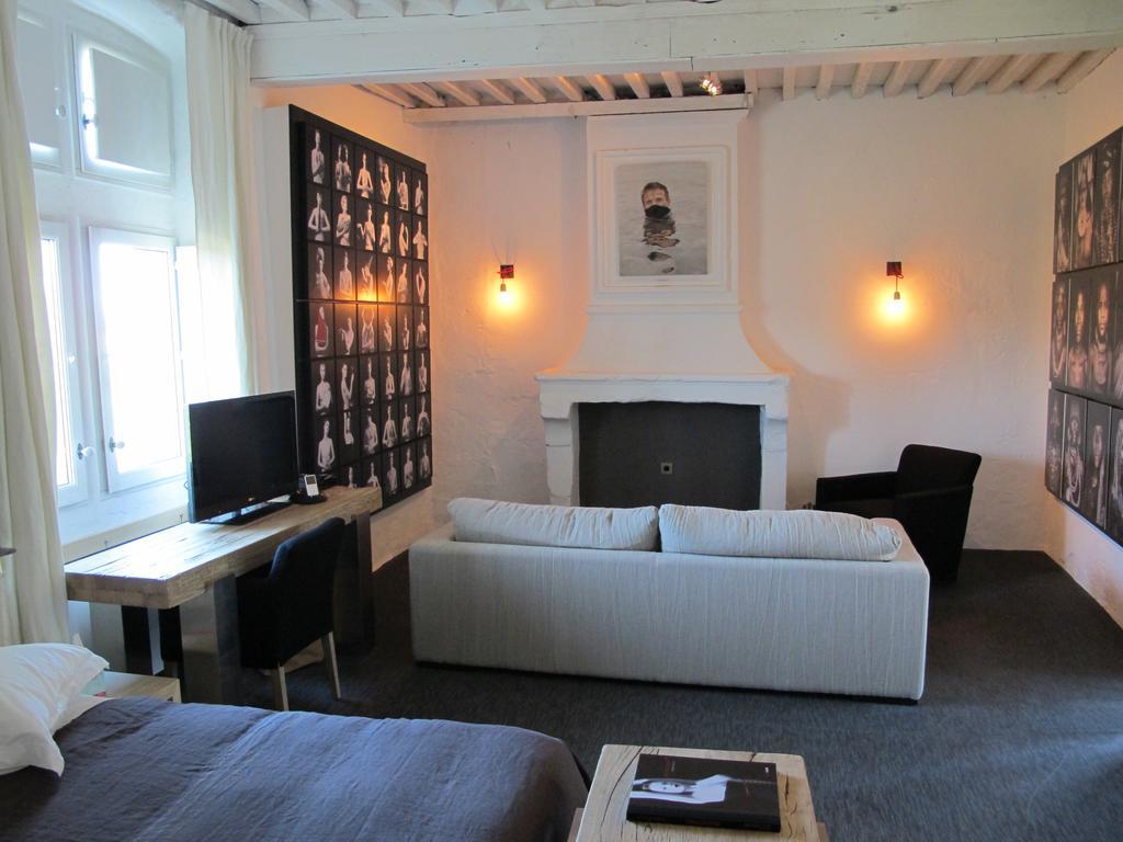 Chambres De L'Artemise & Spa Uzès Exteriör bild